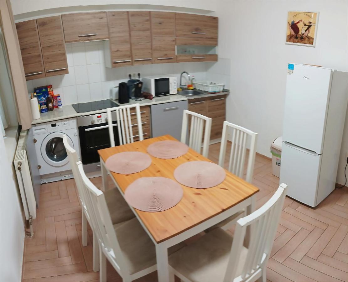 Sarahome4 Center Szeged Esterno foto